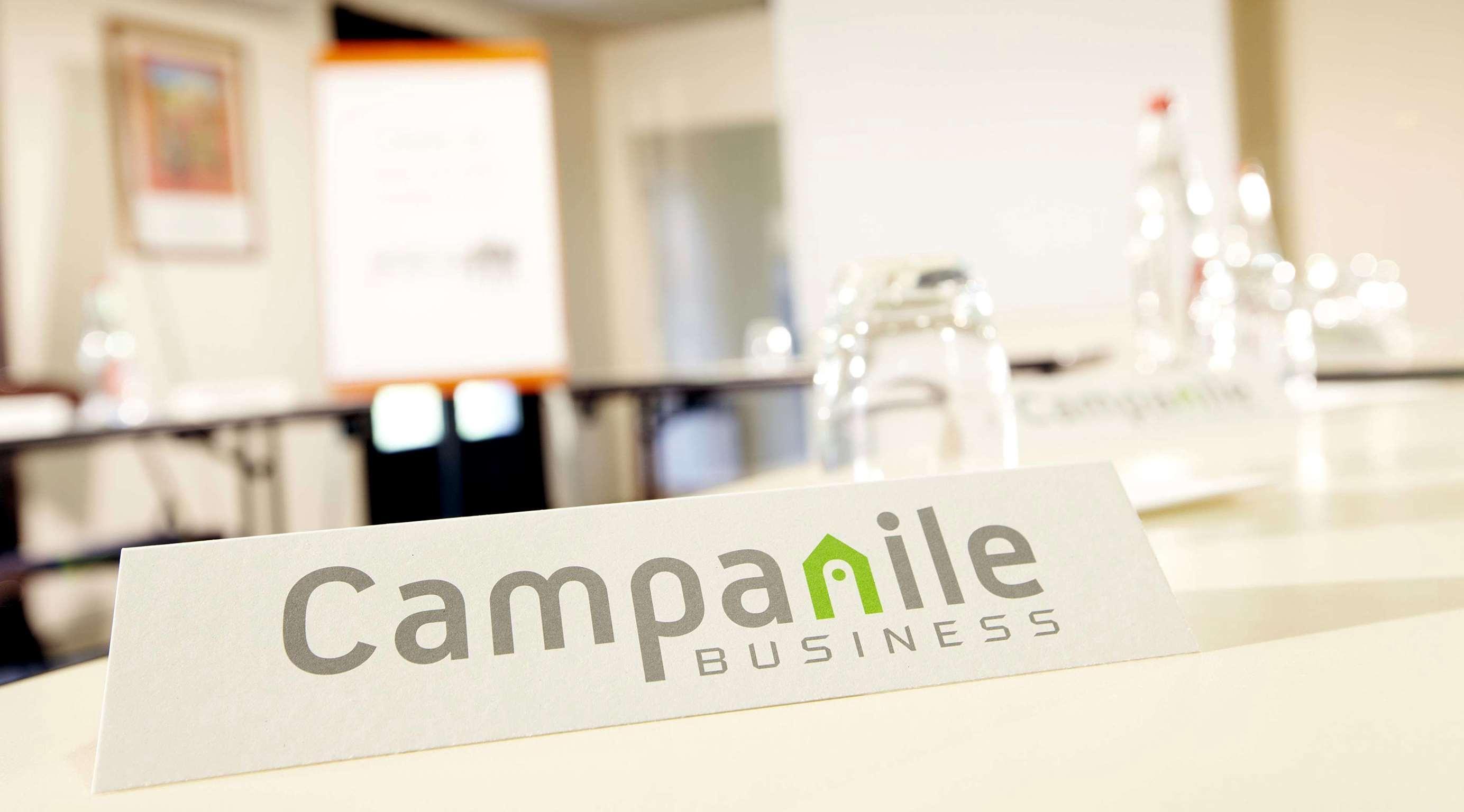 Отель Campanile Evry Est - Saint Germain Les Corbeil Экстерьер фото