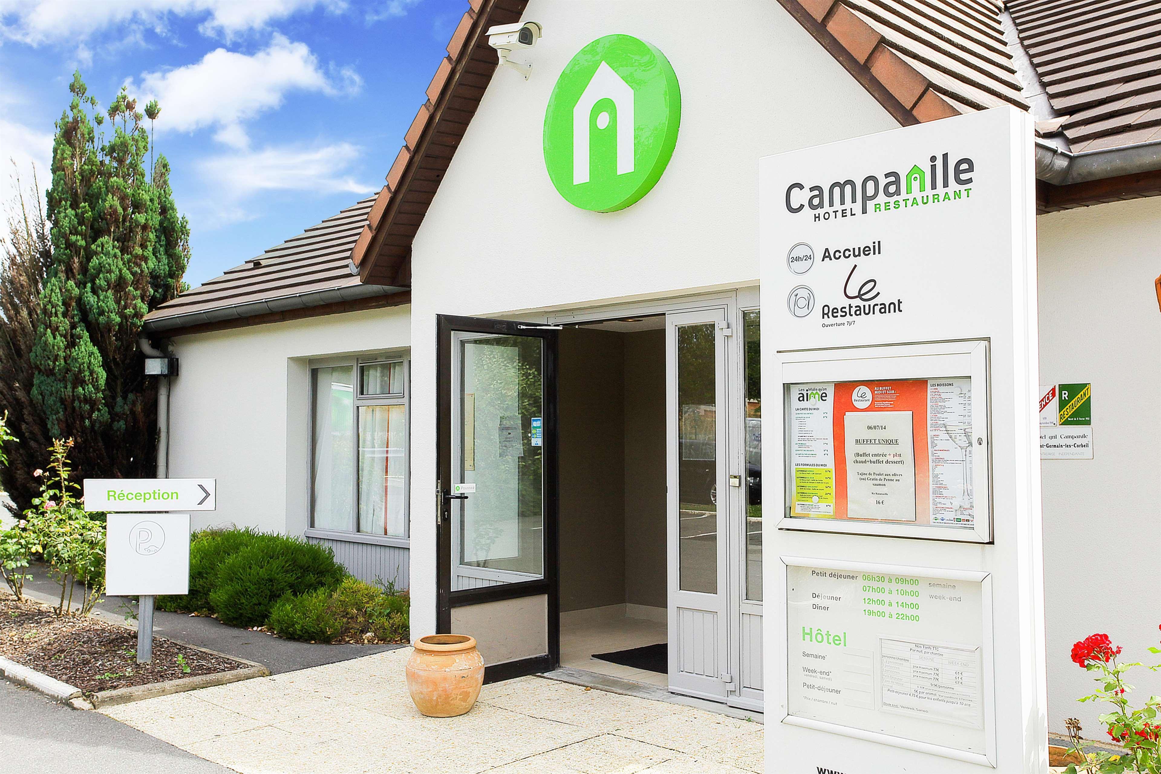 Отель Campanile Evry Est - Saint Germain Les Corbeil Экстерьер фото